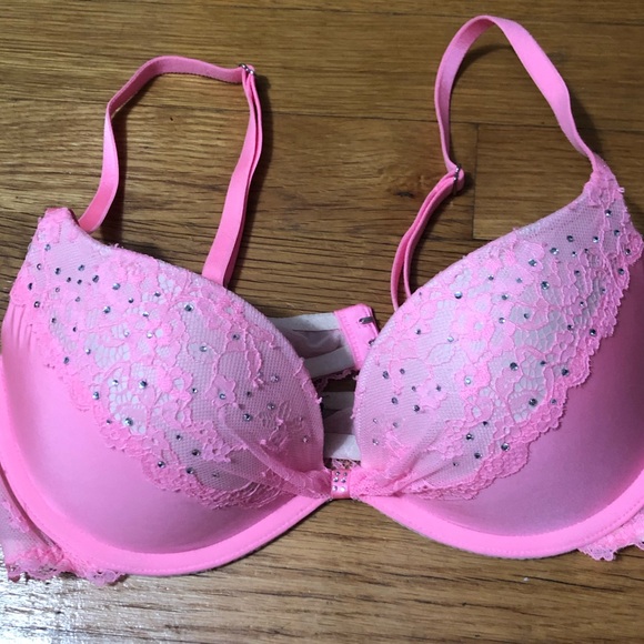 COPY - Victoria’s Secret bra. - Picture 2 of 4